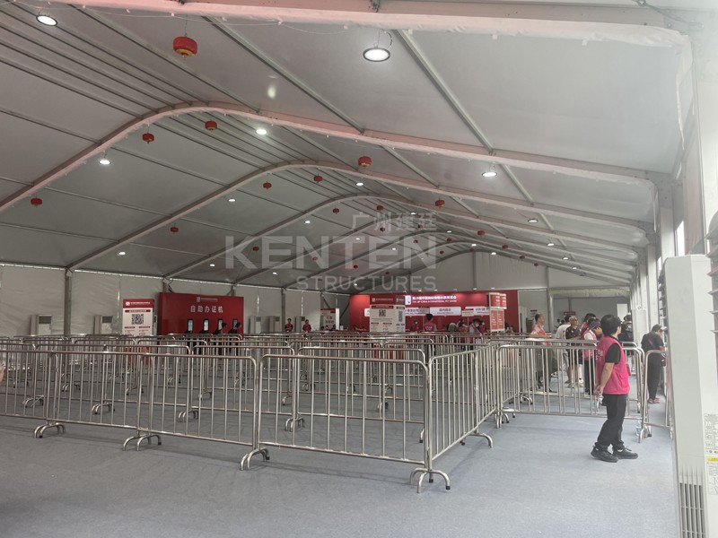 琶洲會(huì)展的安檢篷