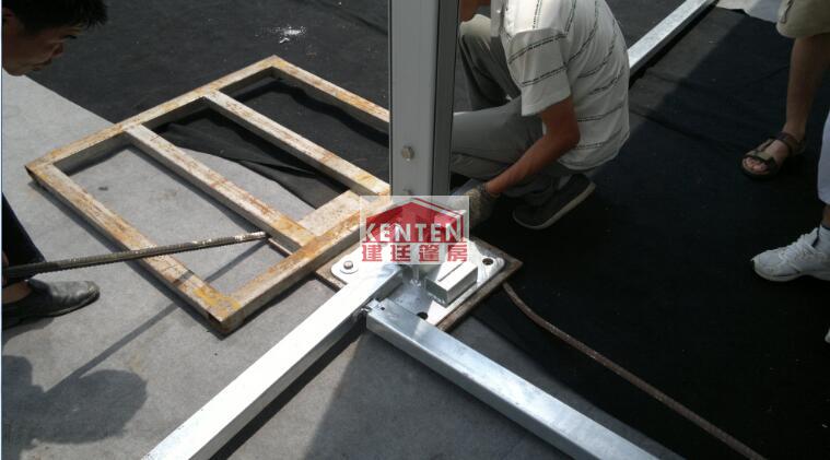 篷房搭建現(xiàn)場(chǎng)的安全管理措施 