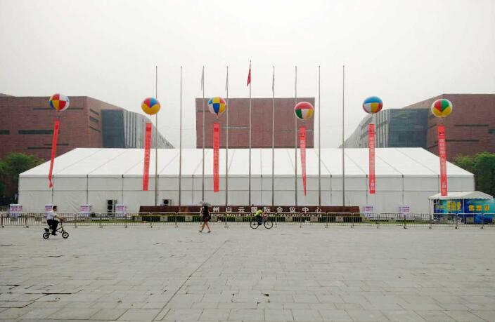 讓你的美食節(jié)，啤酒節(jié)更加絢麗多彩嗎？建廷篷房可以幫到您 