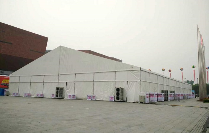 線上線下展覽雙平臺(tái)的震撼面世 廣州嬰童展開創(chuàng)全新會(huì)展模式