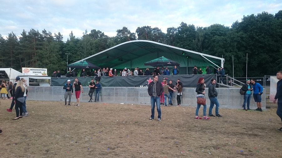 弧頂篷房，跨度20米