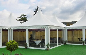 尖頂篷房-配玻璃門(mén)